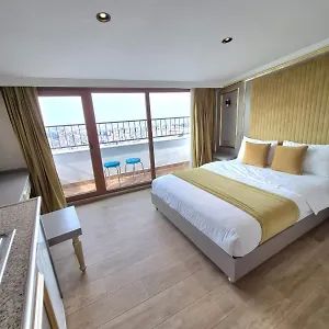 https://taksim-la-marino.istanbul-turkeyhotels.com